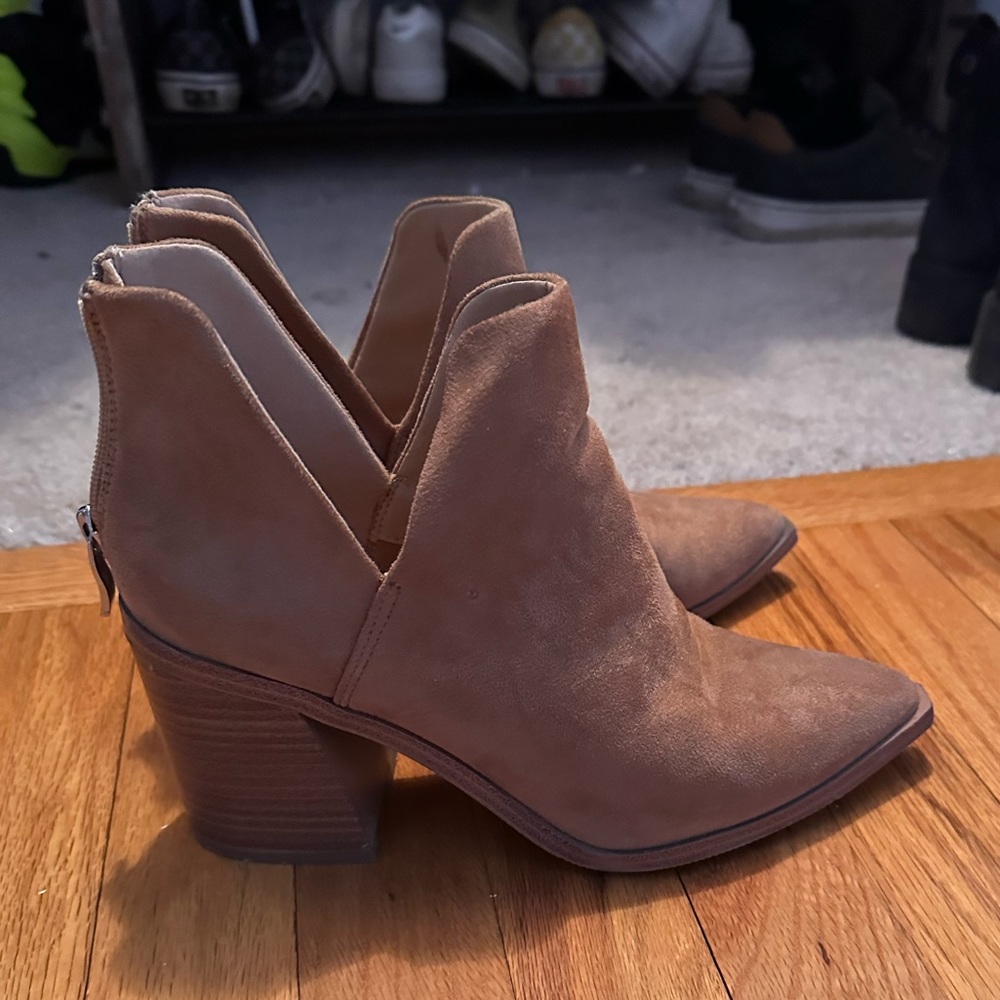 Booties never worn